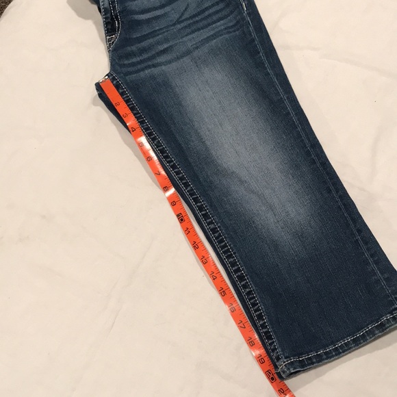Miss Me Signature Capri Cropped Jeans Size 31 - Picture 13 of 16